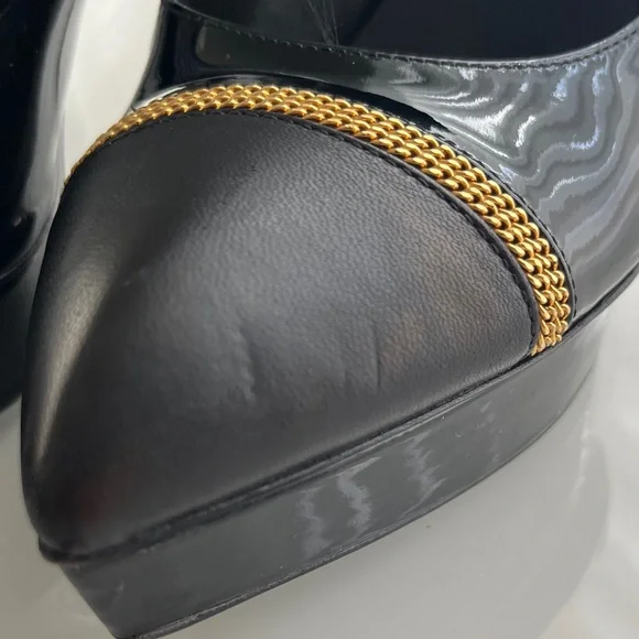 Saint Laurent Black Patent Leather Chain-Trim Platform Pumps Sz 38 - Picture 2 of 10